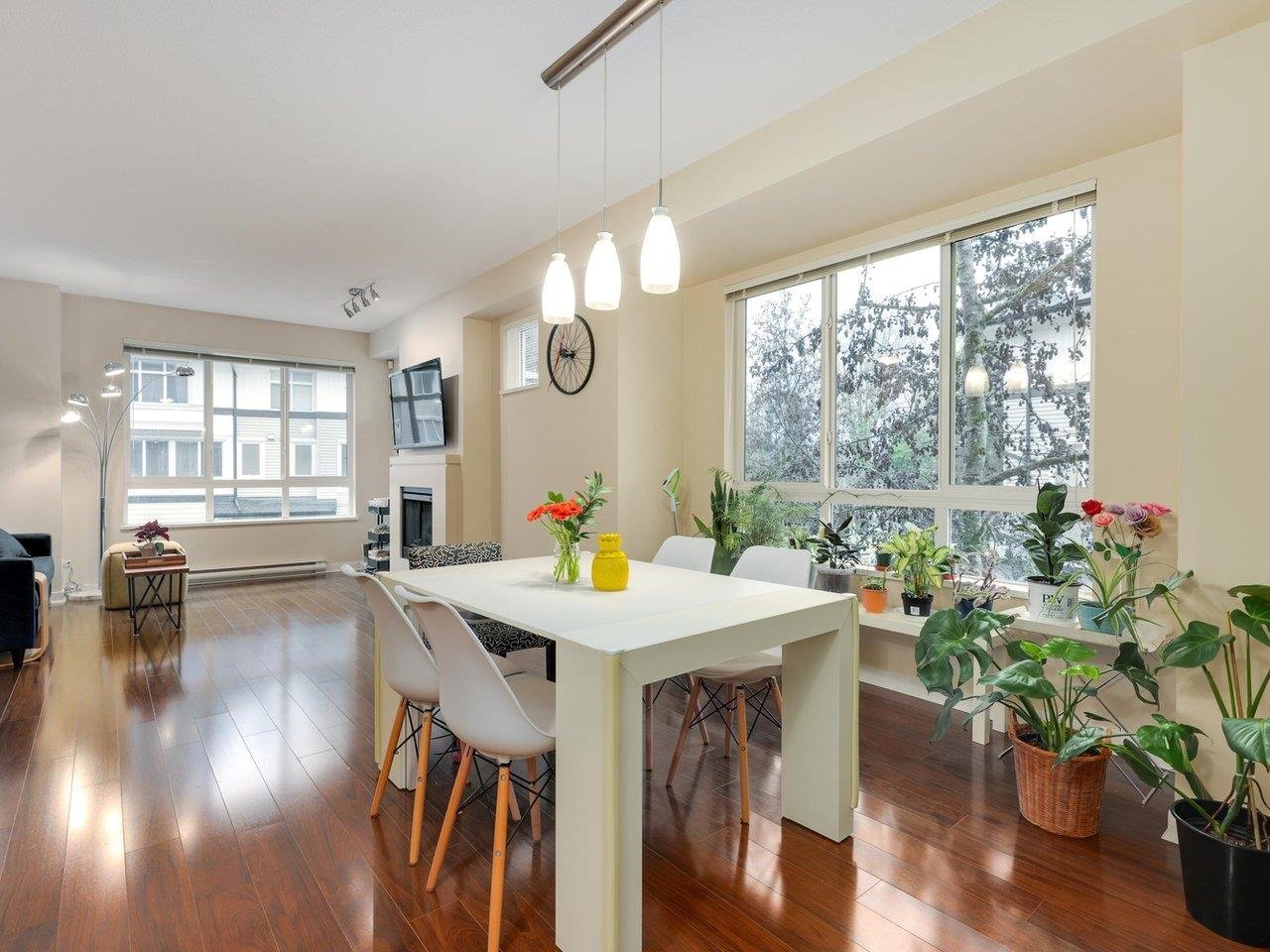 76-1125 Kensal Pl