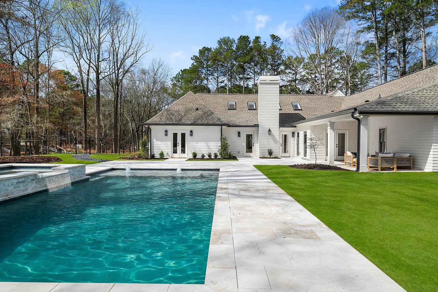 15445 Thorntree Run