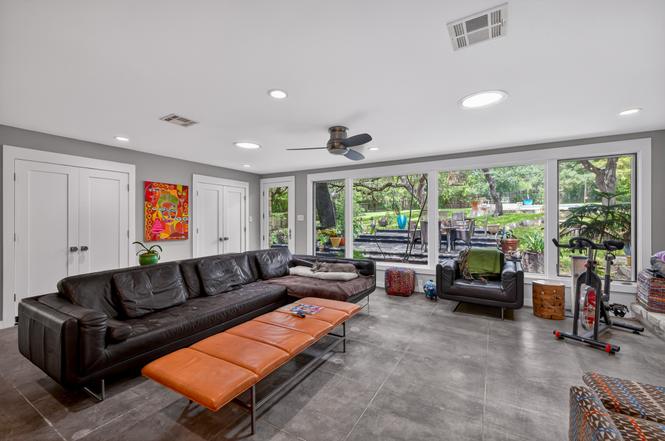 18 Sundown Pkwy
