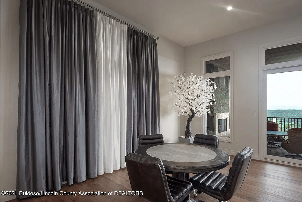 183 Lincoln Hills Dr