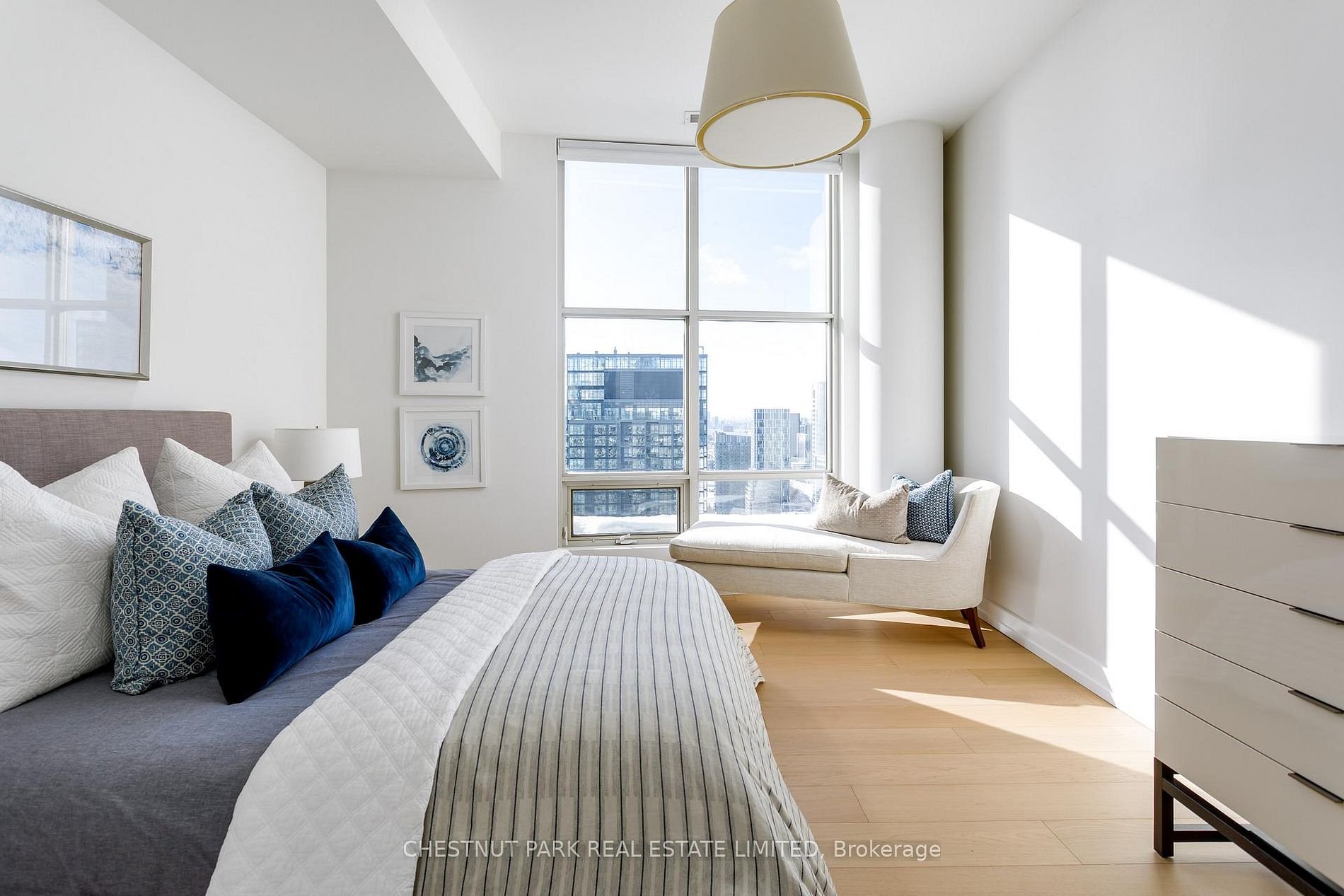 ABOVE THE CITY PENTHOUSE 