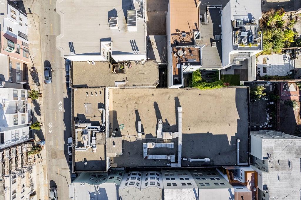 1469 Pacific Ave | 16,493 Light Manufacturing Warehouse