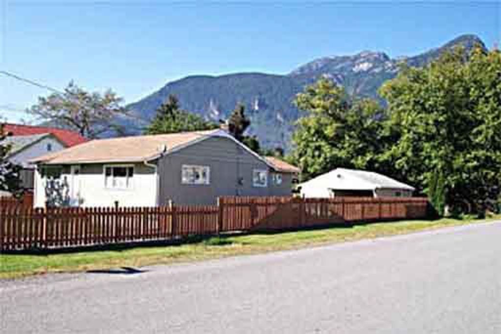 38089 Fourth Ave