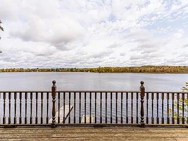 1668 Beaumont Dr