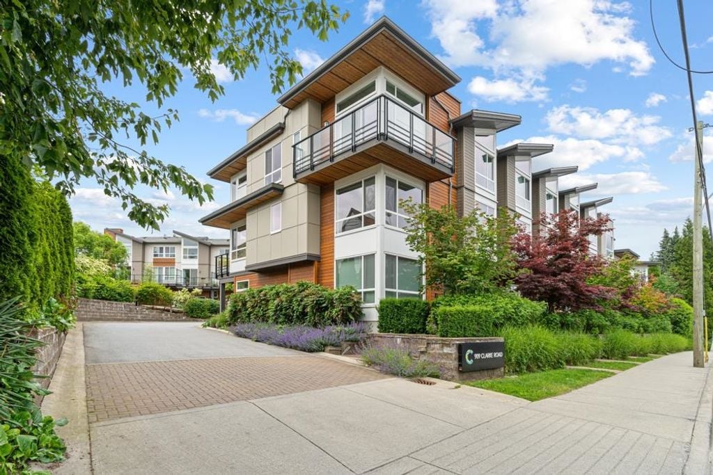 909 Clarke Rd, #13