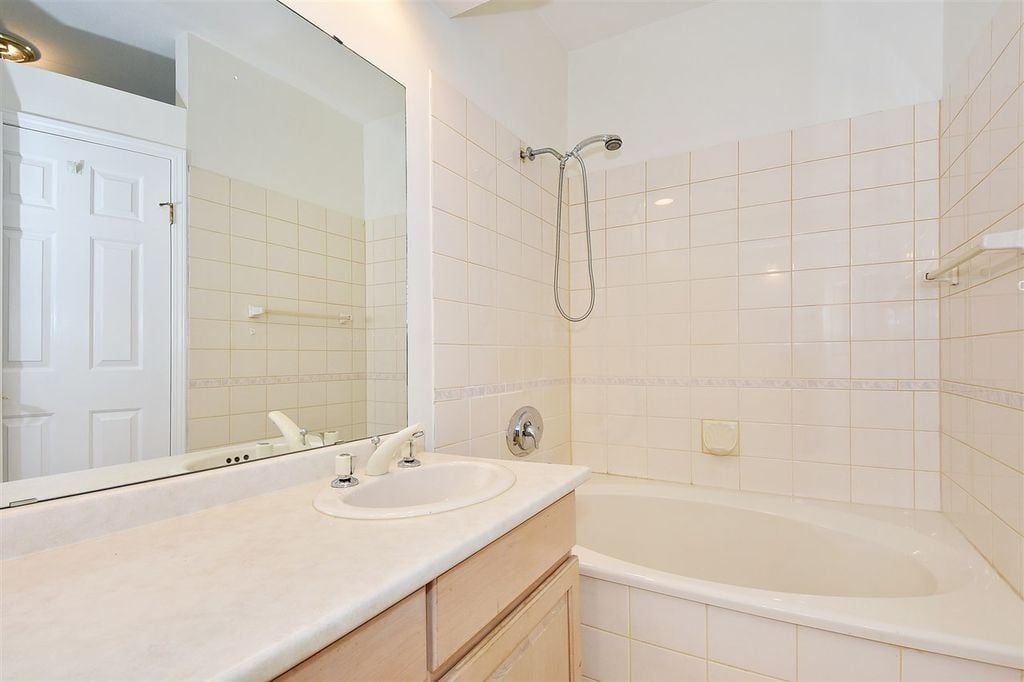 3769 W 7th Ave, #325