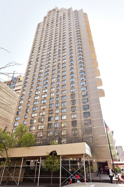 400 E 70th St, 307