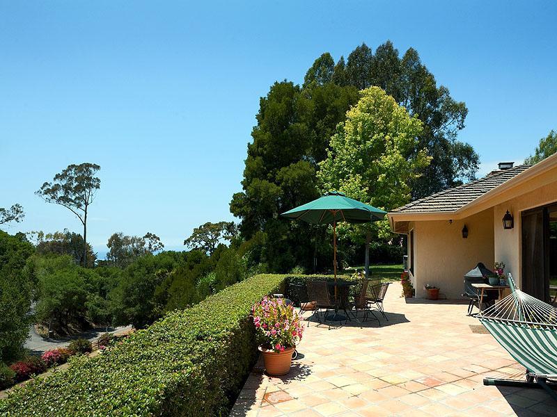 1365 Estrella Dr