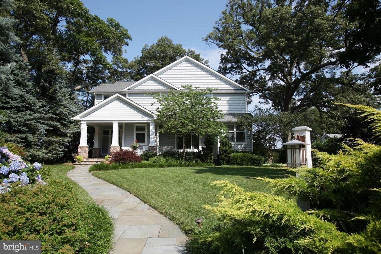 354 Oak Dr
