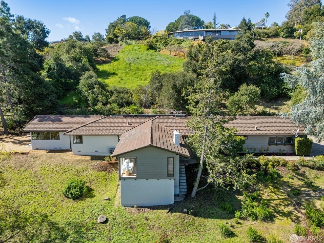 12769 Dianne Dr