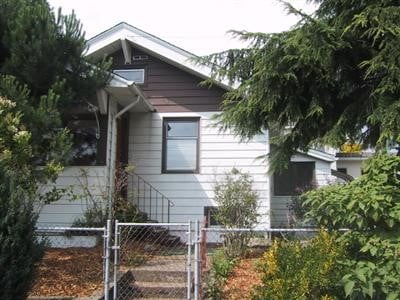 9500 Phinney Avenue N