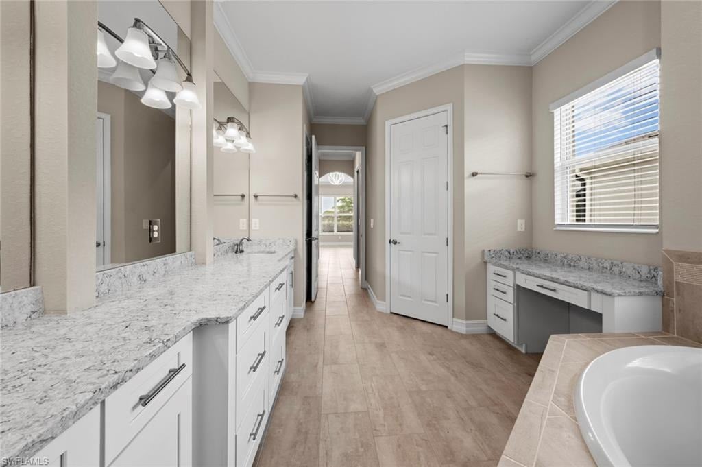 14930 Blue Bay Cir