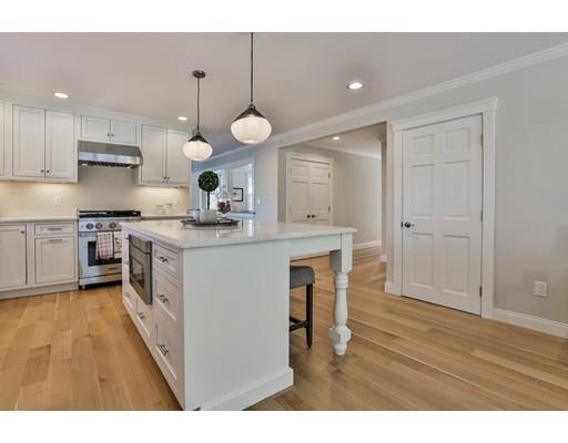 10 Ashland St