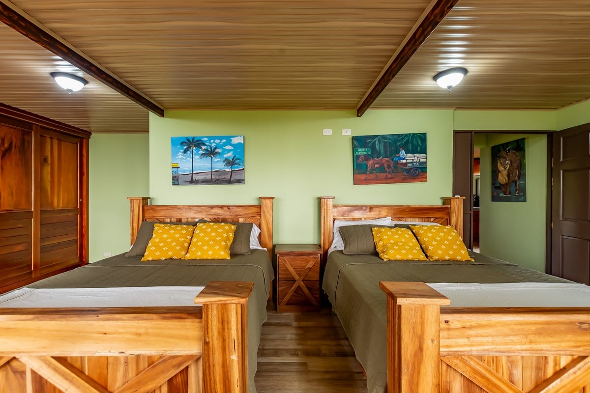 1.8 ACRES – 4 Bedroom Panoramic Ocean & Mountain View Paradise Home Tucked Away in Complete Privacy With Tropical Gardens & Fruit Trees!!!