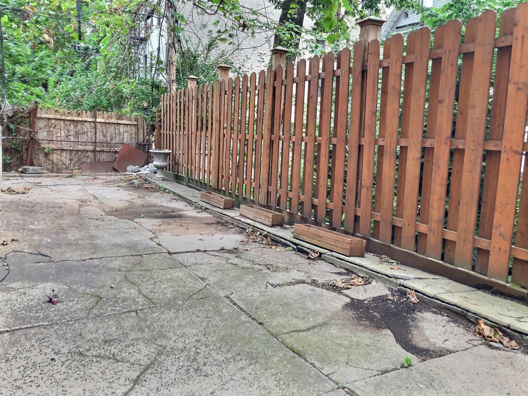 42 Hawthorne Street Unit: Garden