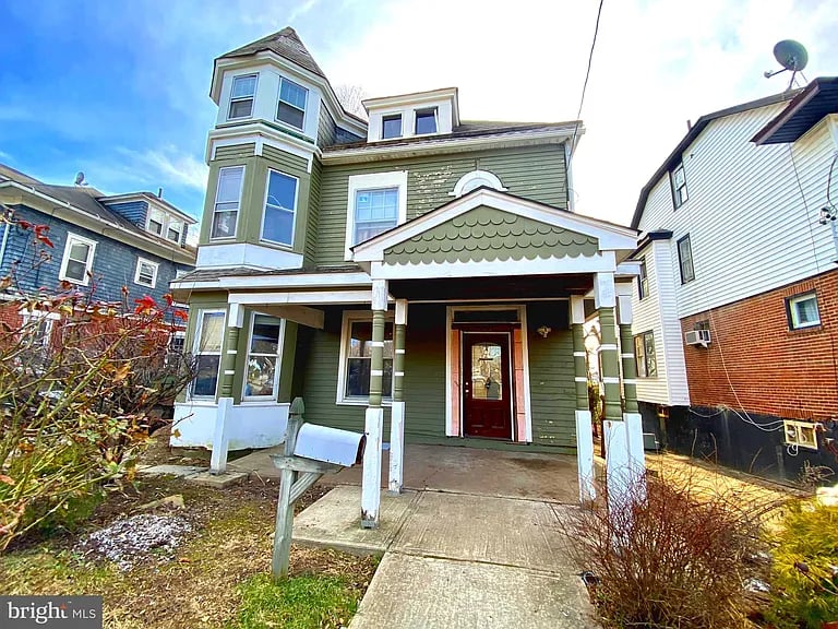 537 Rutherford Ave