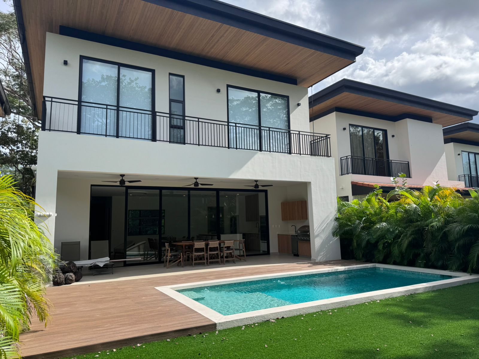 Turnkey Tropical-Modern 4BR Villa with Private Pool in Prestigious Hacienda Pinilla