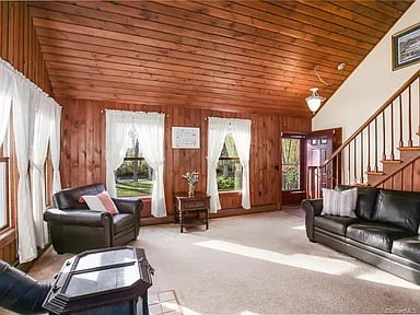 132 Kinne Rd