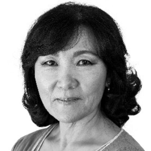 Julie Cha