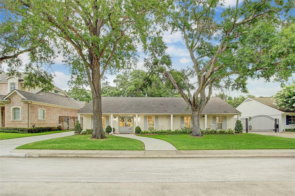 6134 Briar Rose Dr