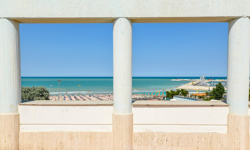 Perfect Penthouse with Panoramic Beachfront Views