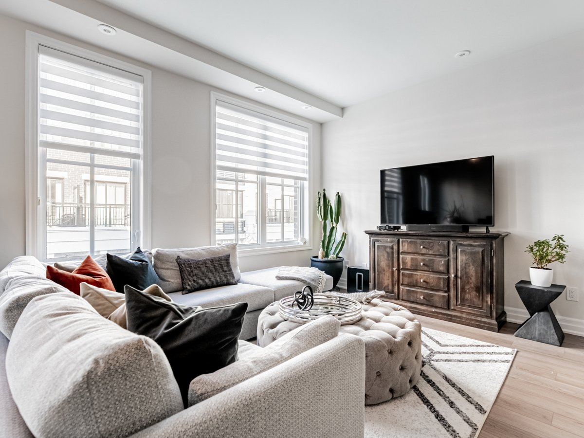 657 Cricklewood Dr 511