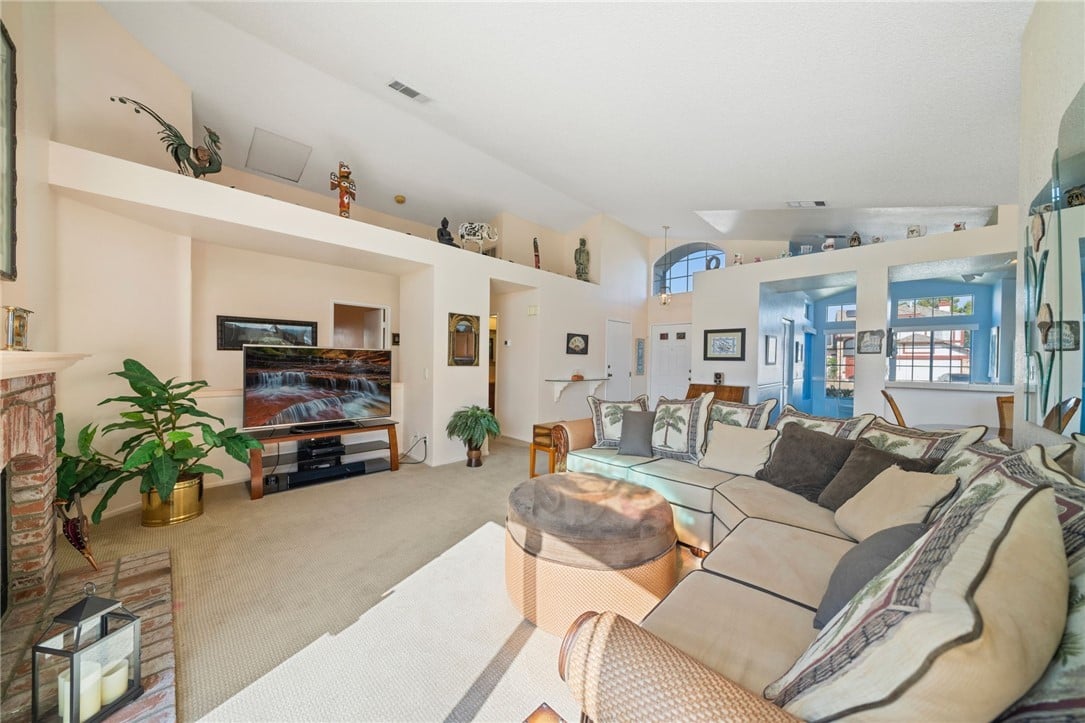 33717 View Crest Dr