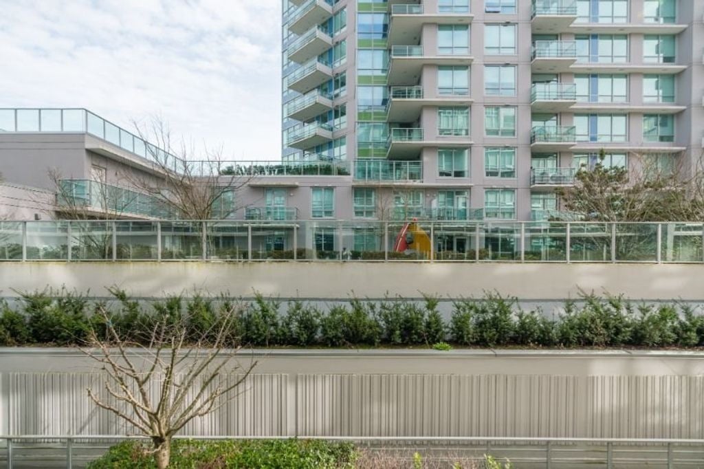 8280 Lansdowne Rd, #502