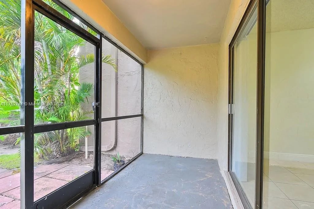 9050 NW 28th St Apt 114