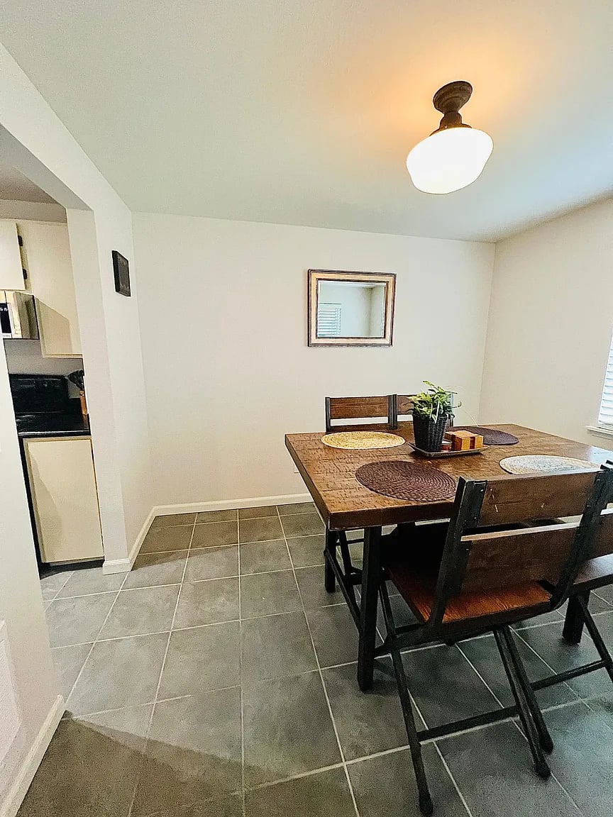 6700 NE 182nd St APT B203