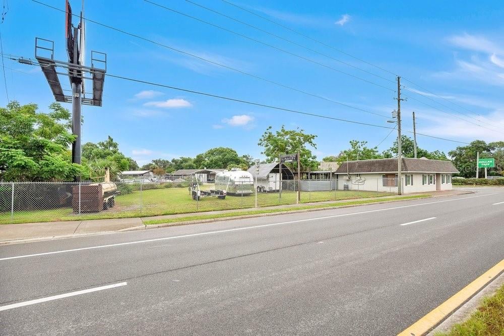 3101 N Orange Blossom Trl