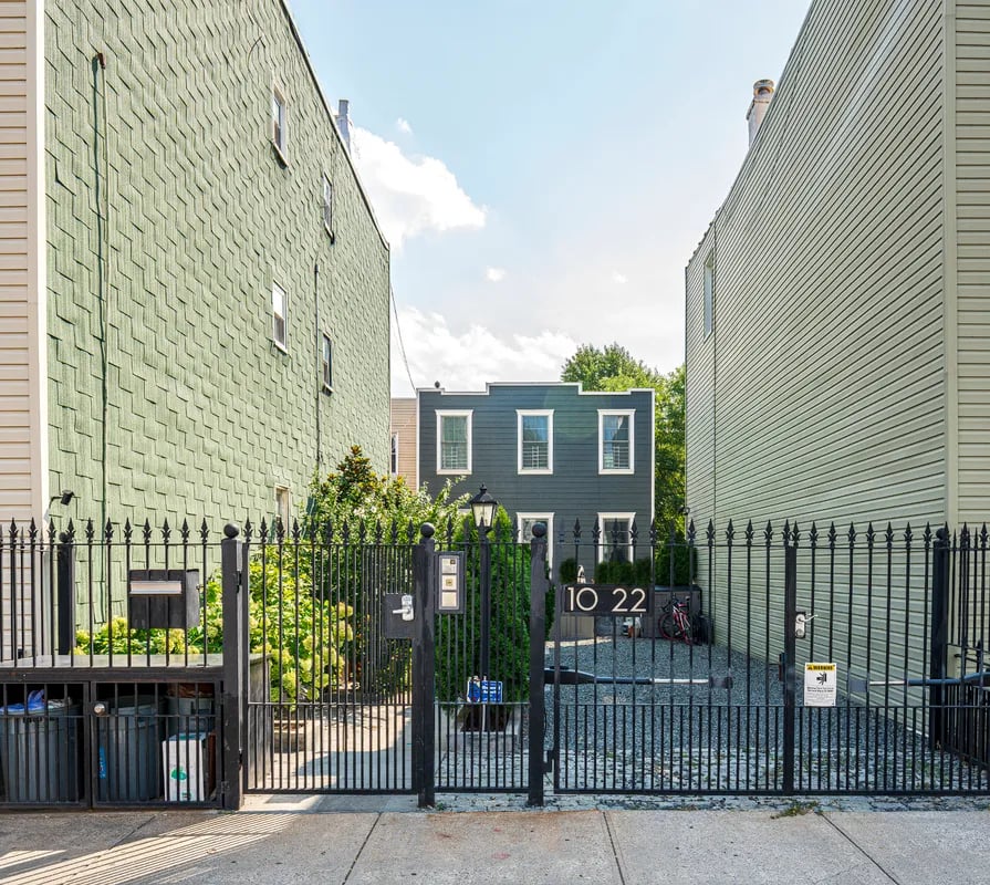 10-22 47th Avenue Unit: 2