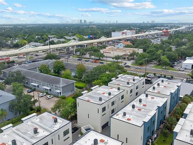 4810 W McElroy Ave #5