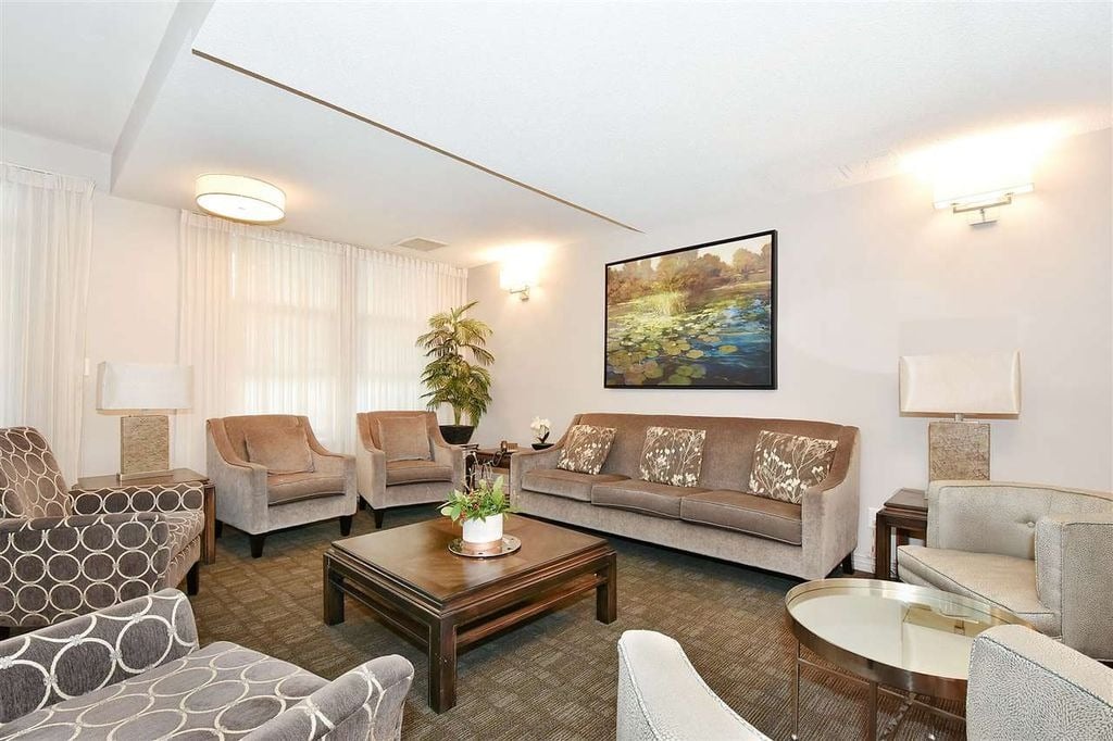 3769 W 7th Ave, #325