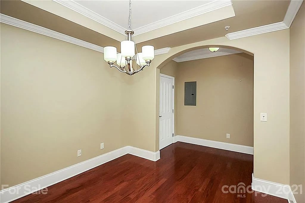 6605 Central Pacific Ave #203B