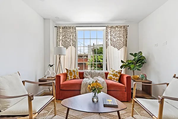 52 Herbert Street #2B