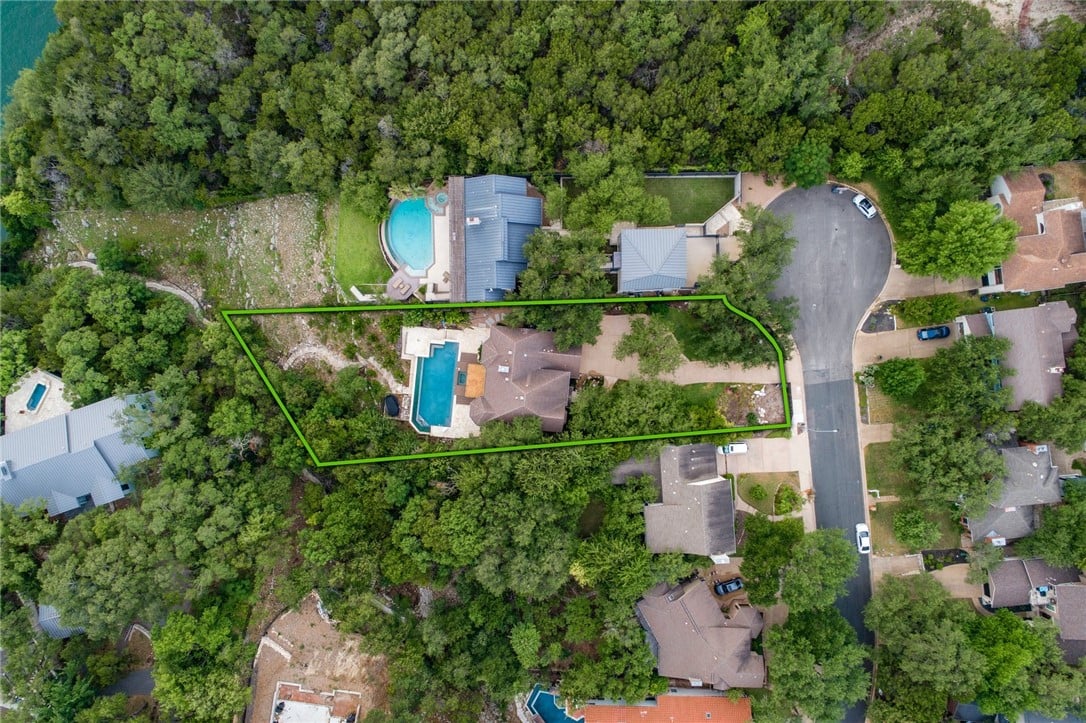 4809 Palisade Dr