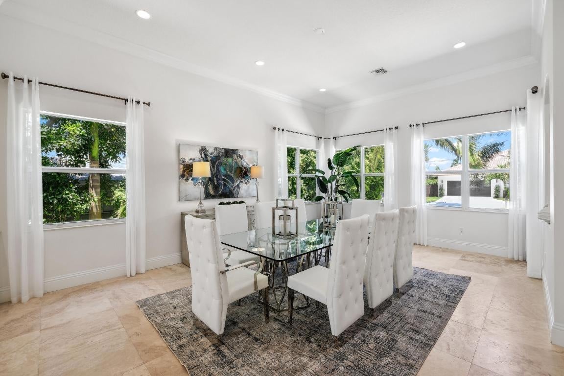 1030 Rhodes Villa Ave