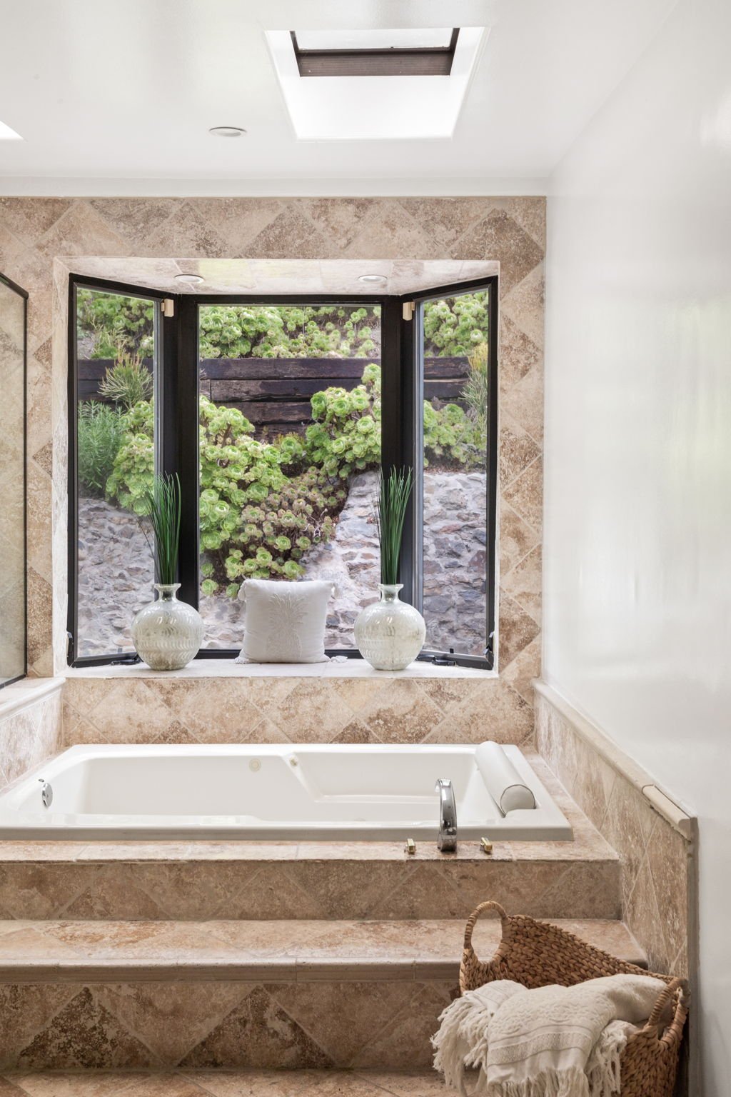 1508 N Beverly Glen Blvd, Bel Air