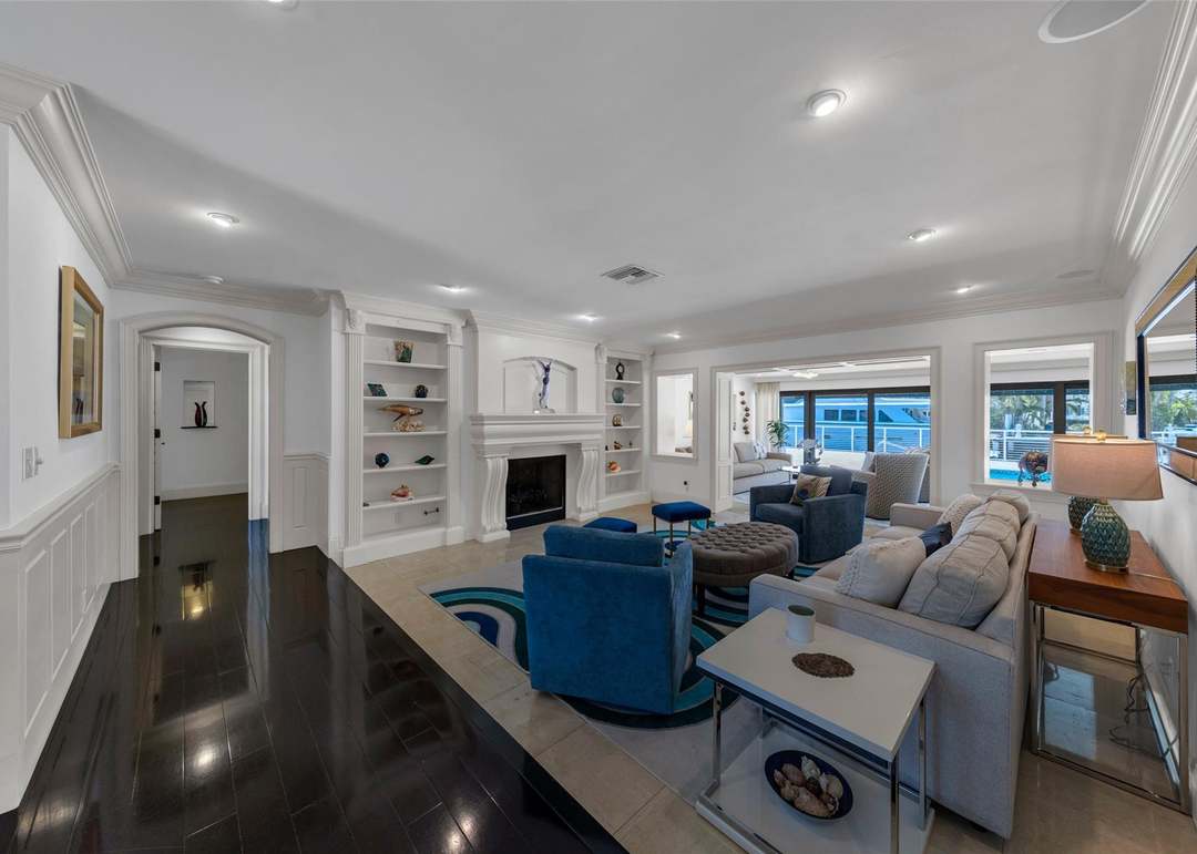 633 4th Key Dr