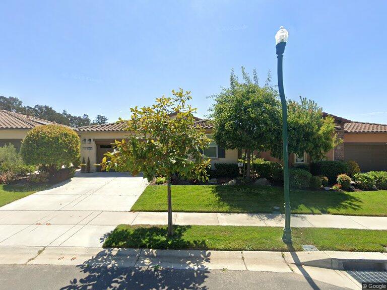 1087 Ford Dr