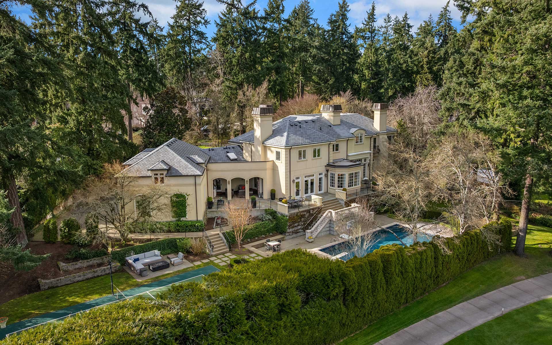 Sophisticated, Timeless Style in a Prized Medina Location on Overlake Golf Course