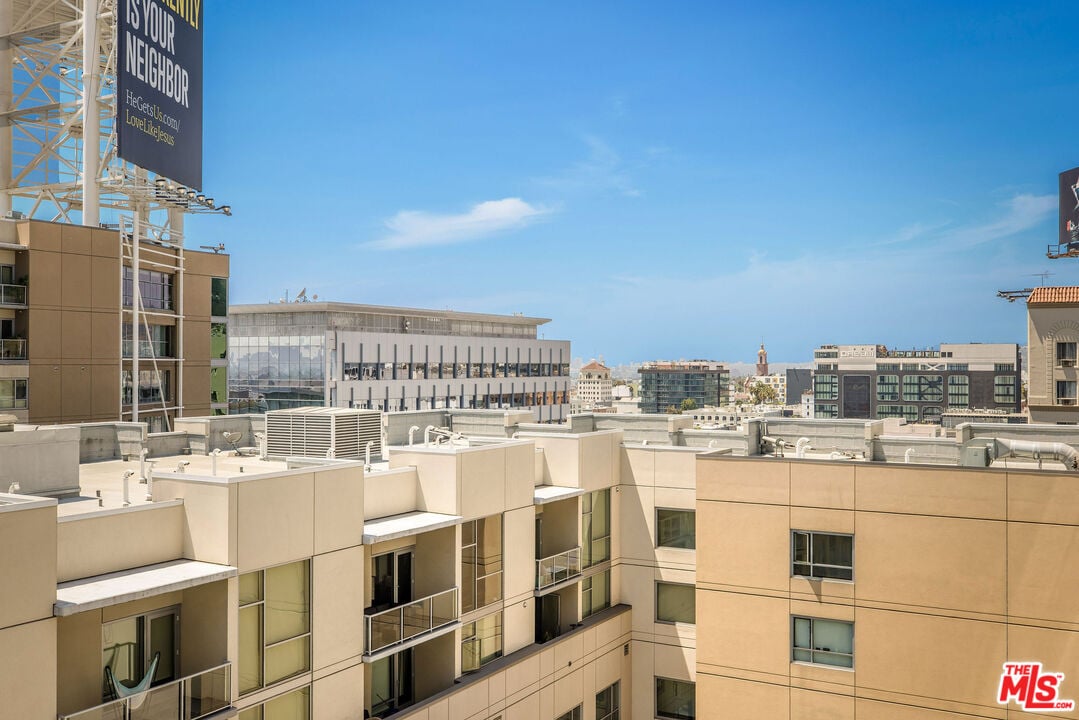 6250 Hollywood Blvd, #10J