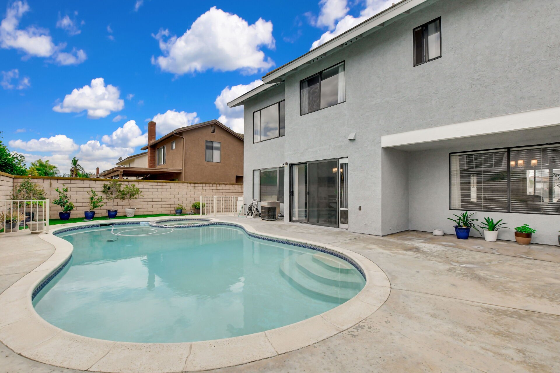 13531 Magnolia Avenue