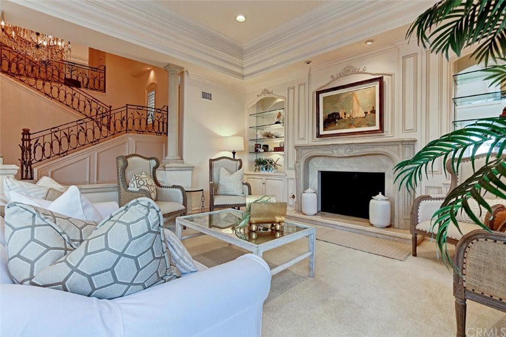 30 Canyon Fairway Dr, Newport Beach, CA 92660