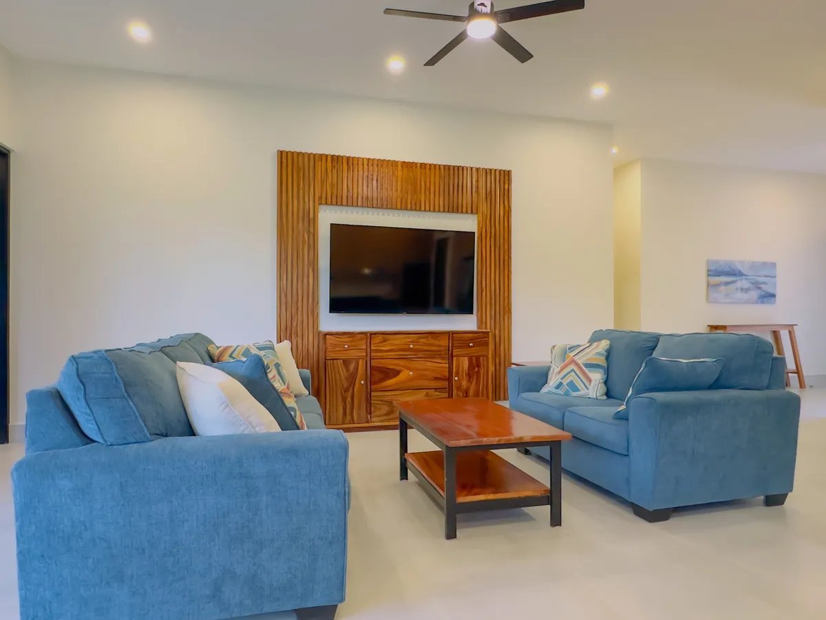 One-Level Home w/Solar, Pool, walk Club Access in Coco Bay Estates