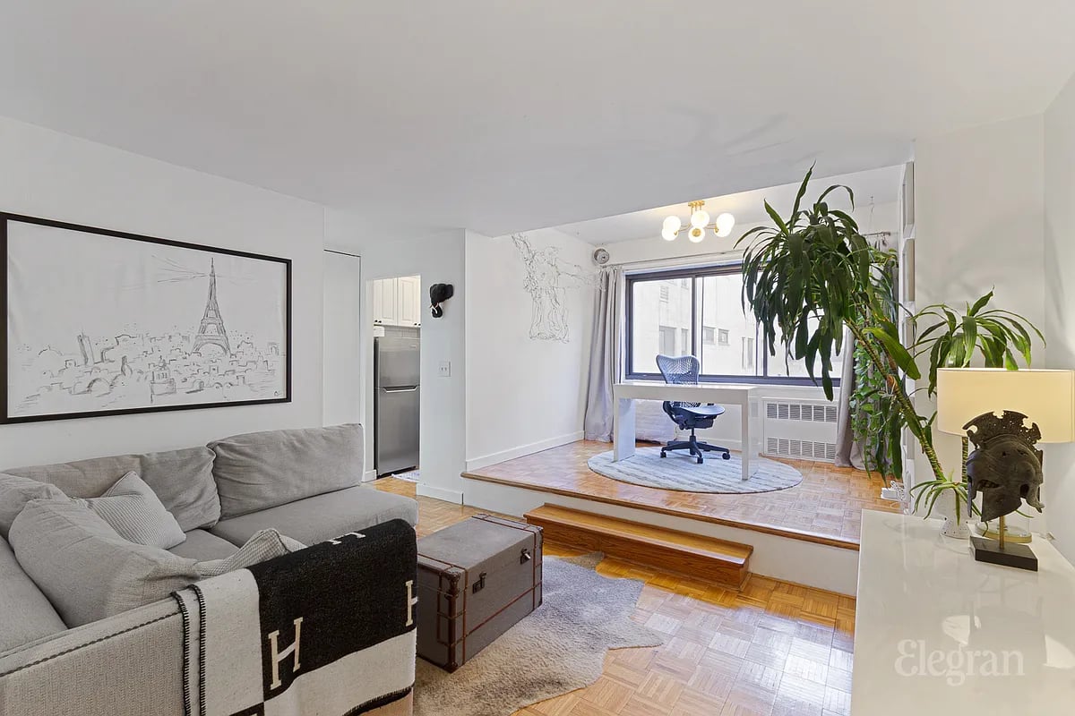 85 8th Avenue, #2-A
