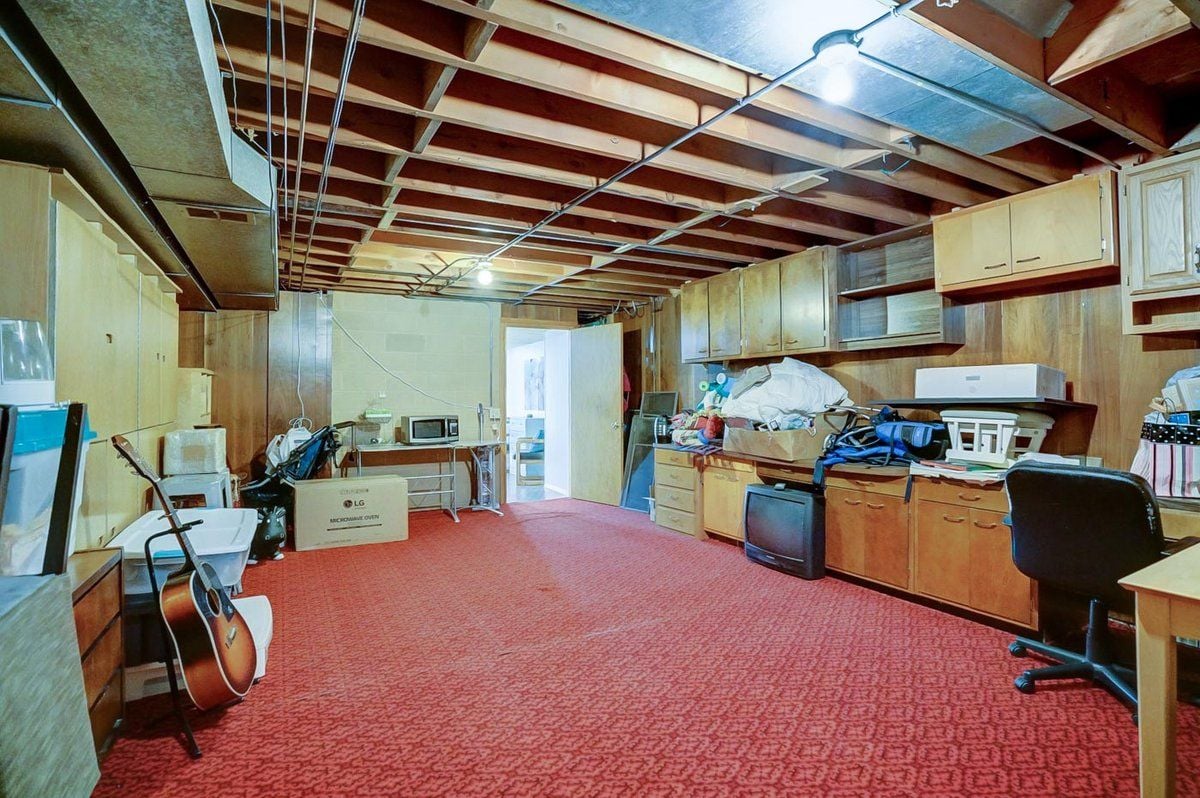 Mid-Century Modern Oasis