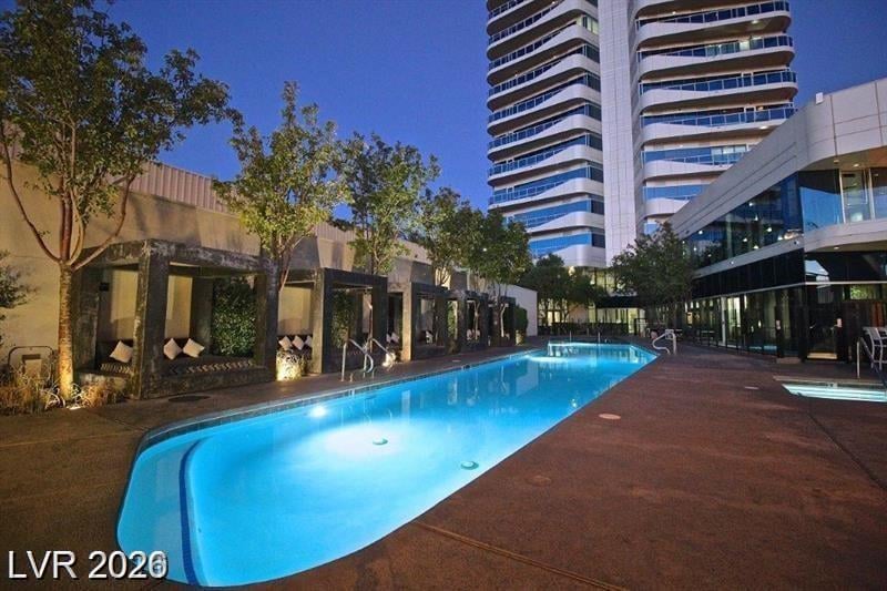 4471 Dean Martin Dr #1105