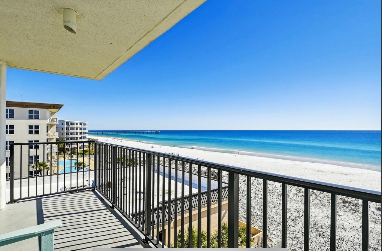 1114 Santa Rosa Blvd #606